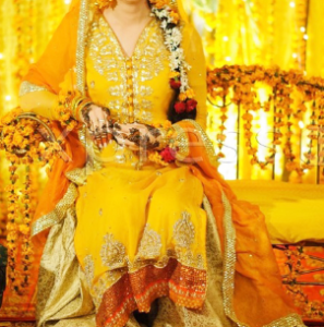 yellow mehndi outfit