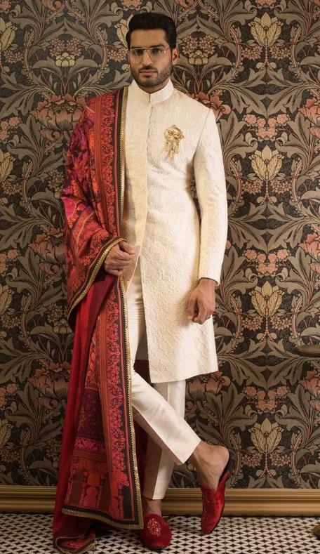 mehndi suit for groom